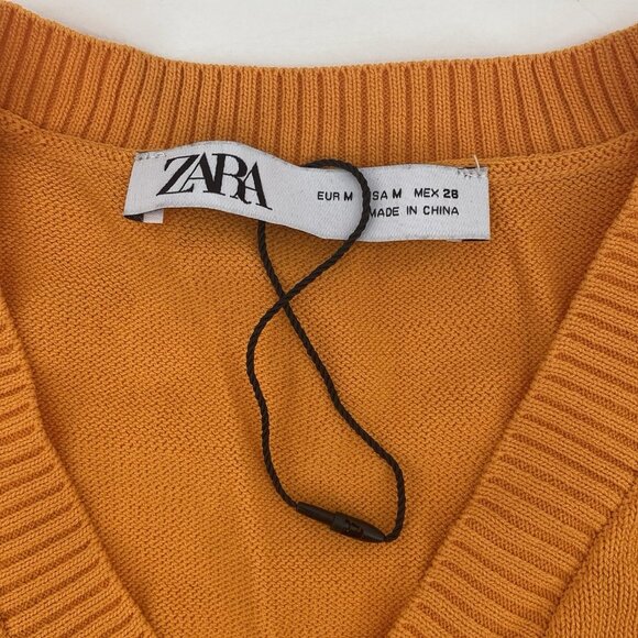 Zara Women’s Size M Orange V-Neck Sleeveless Sweater Knit Vest Top Preppy - Picture 3 of 9